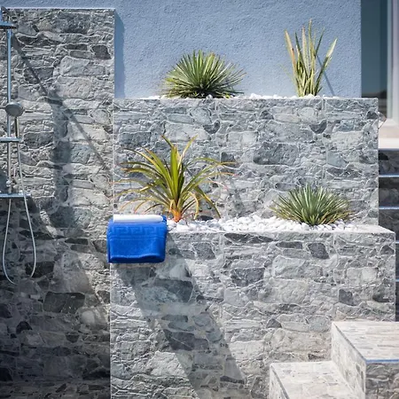 Holiday home Bellavista Luxury House Climatized Pool Solar *